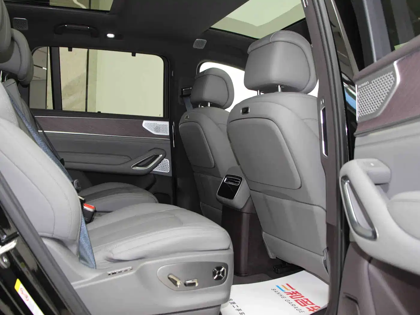 Denza N9 2025 Model Prestige Edition фото 10