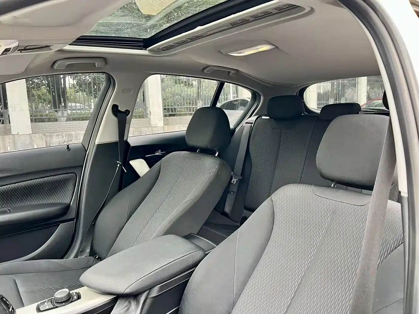 BMW 1 Series (Import) 2013 Facelift 116i Leading Model фото 12