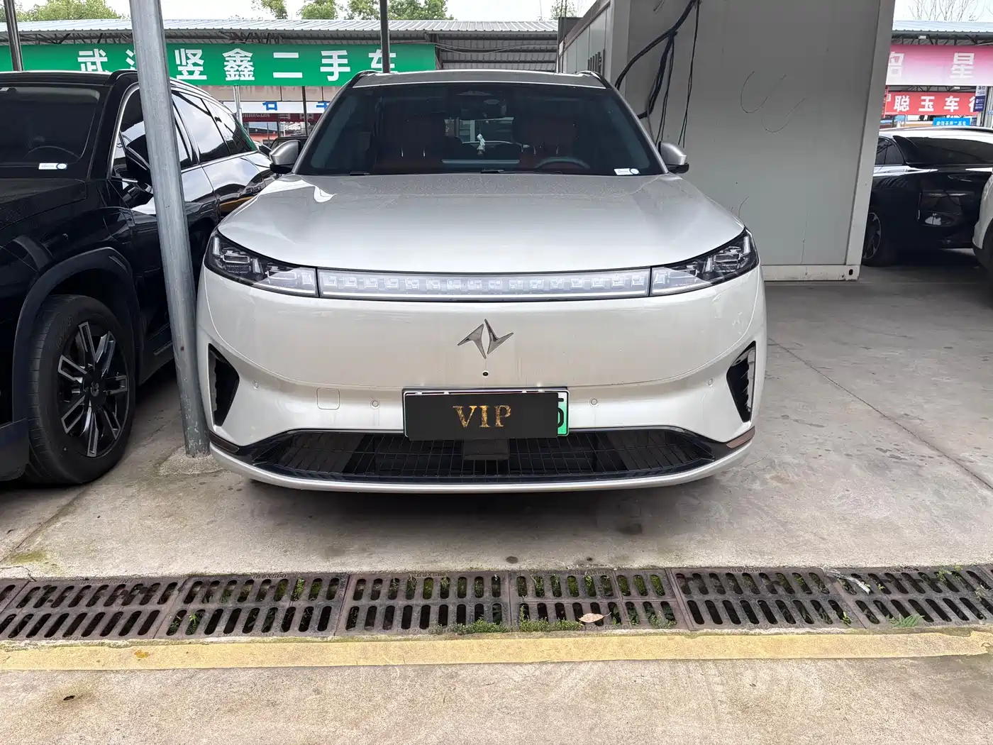 Dongfeng Yipai eπ008 2024 210Max Range Extender 6-Seater