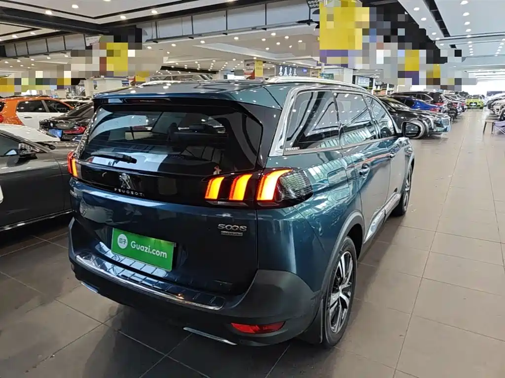 Peugeot 5008 2017 380THP 7-seat Elite Edition фото 7