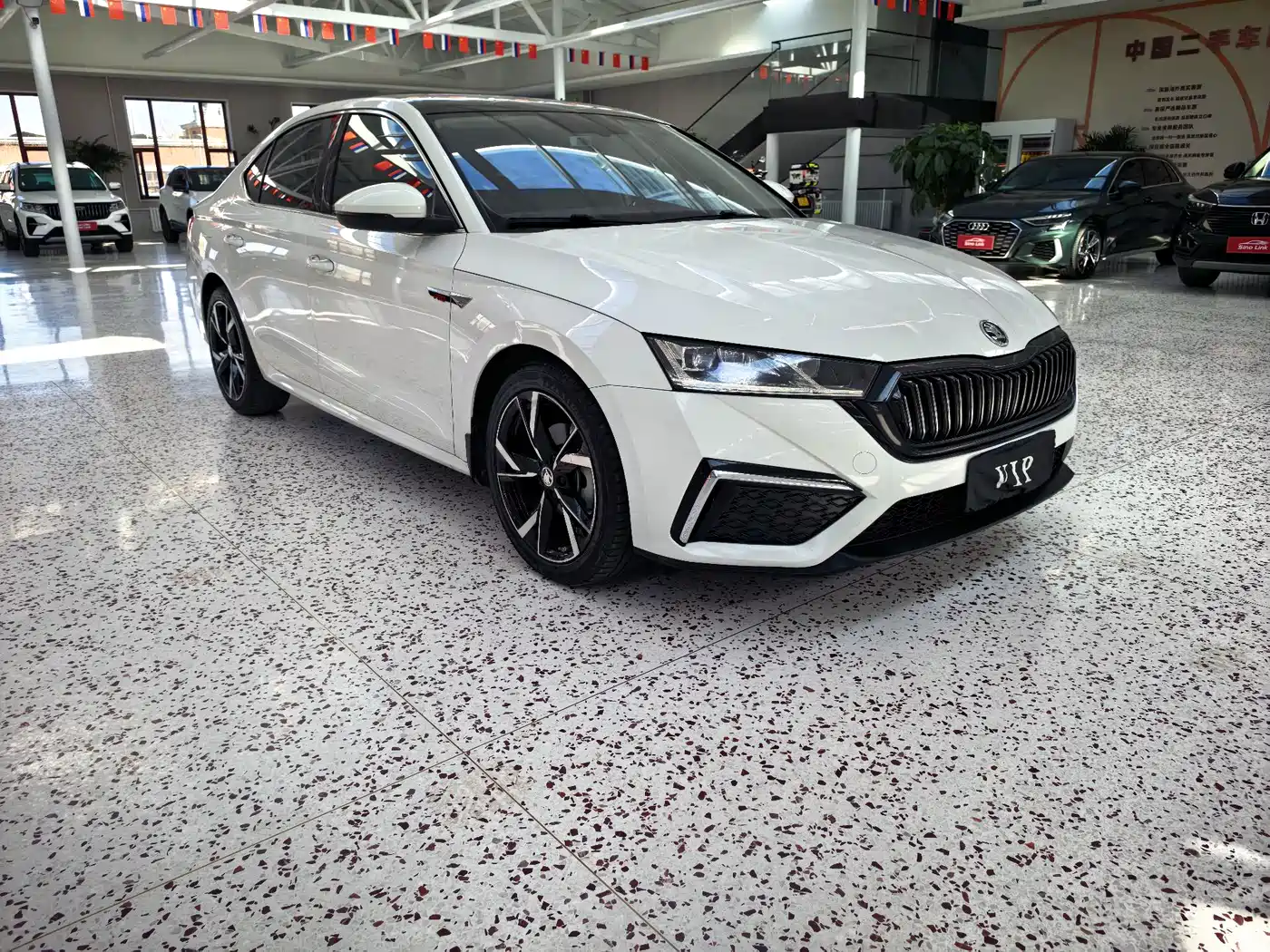 Škoda Octavia 2022 PRO TSI280 Premium Edition фото 3