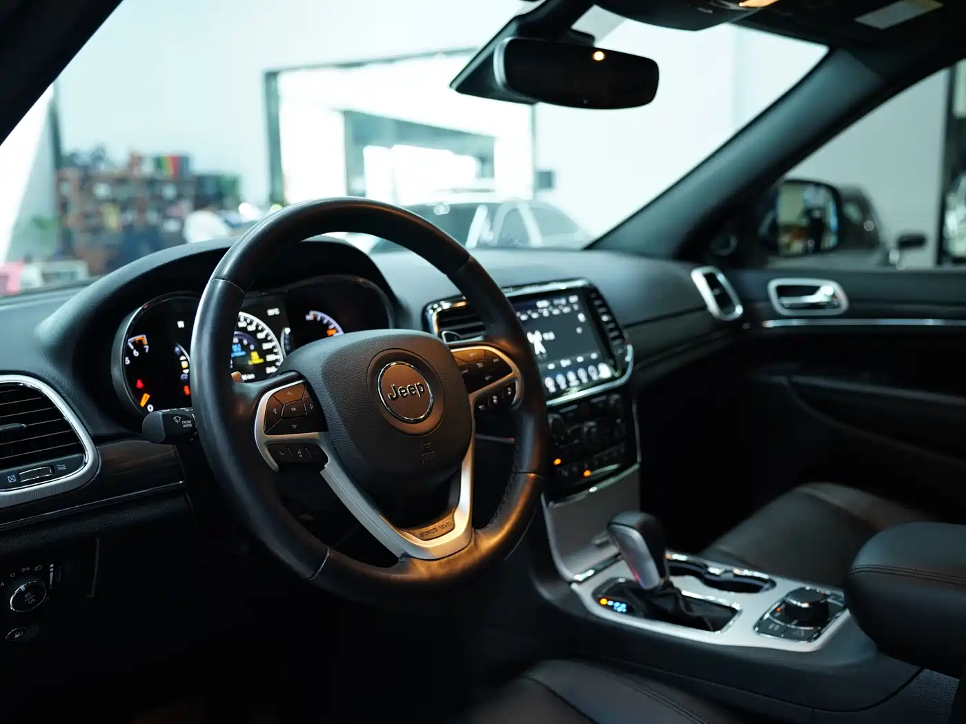 JEEP GRAND CHEROKEE (IMPORTED)