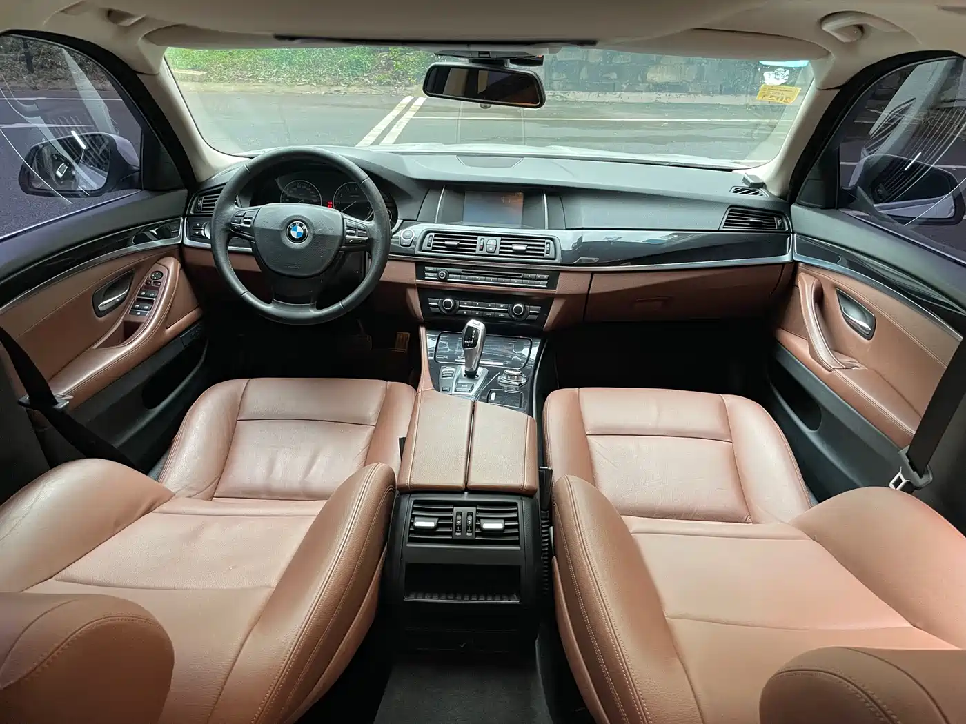 BMW 5 Series 2014 520Li Elegance фото 19
