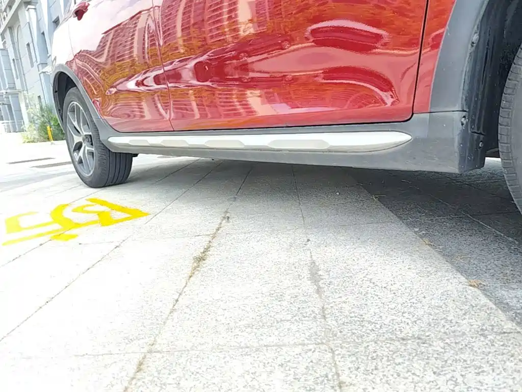 Фото 21 - Geely Vision S1