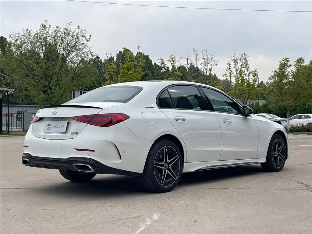 Mercedes-Benz C-Class 2025 C 260 L Night Sport Edition фото 13