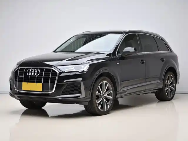 Audi Q7 55 TFSI quattro S line, Спорт