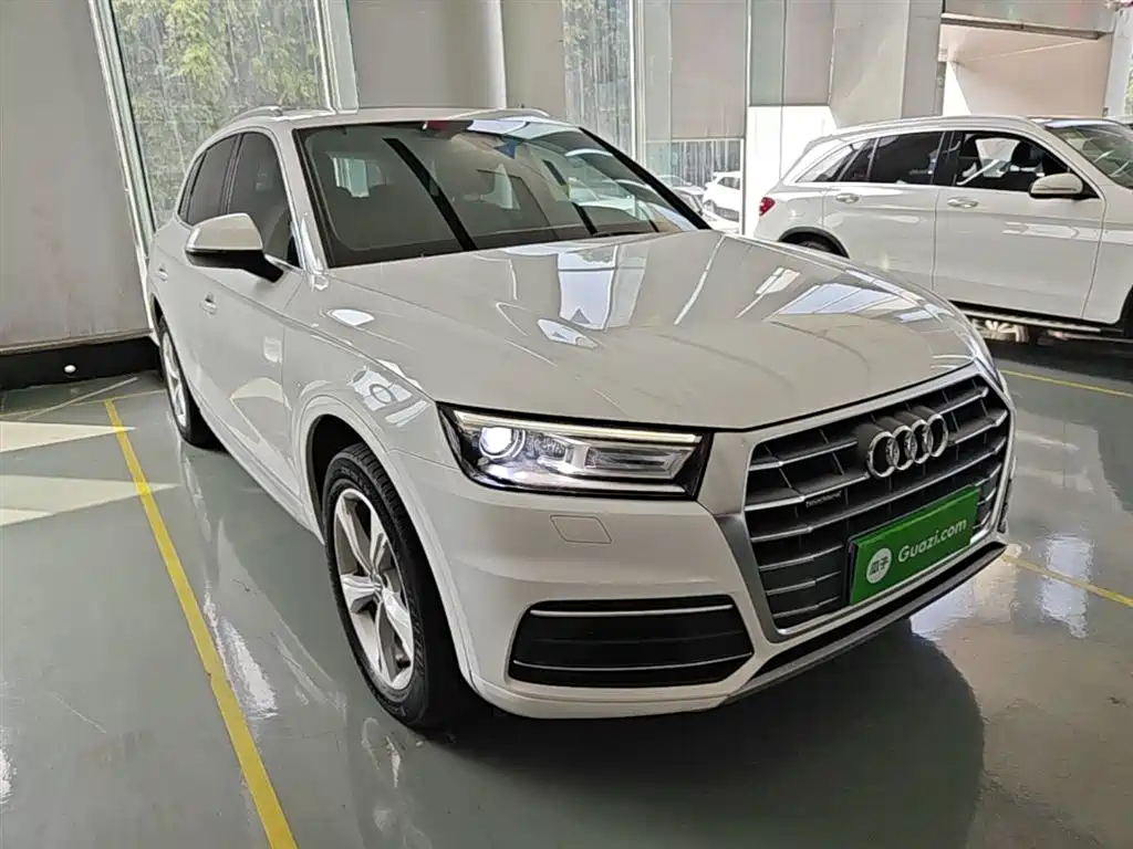 Audi Q5L 2018 40 TFSI Premium Progressive China VI фото 4