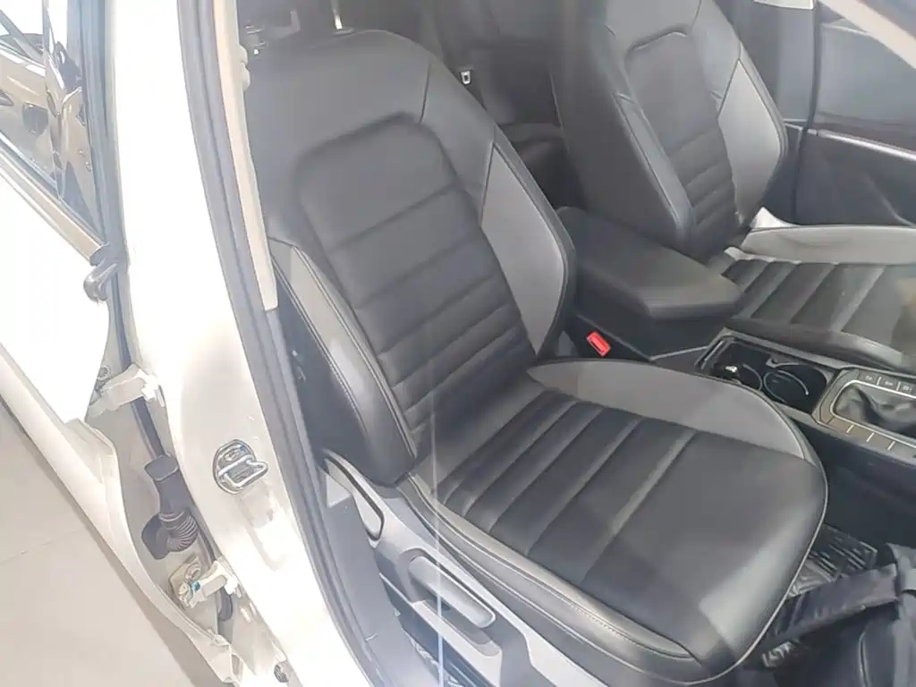 Volkswagen Sagitar, миниатюра 25