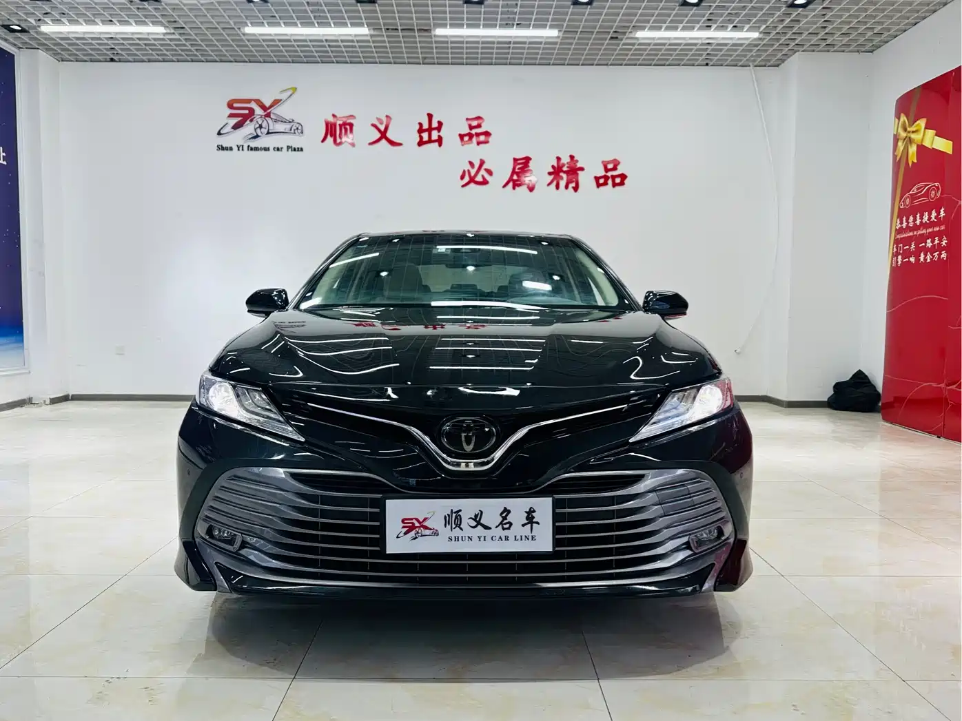 Toyota Camry 2019 2.5G Luxury (China V) фото 2