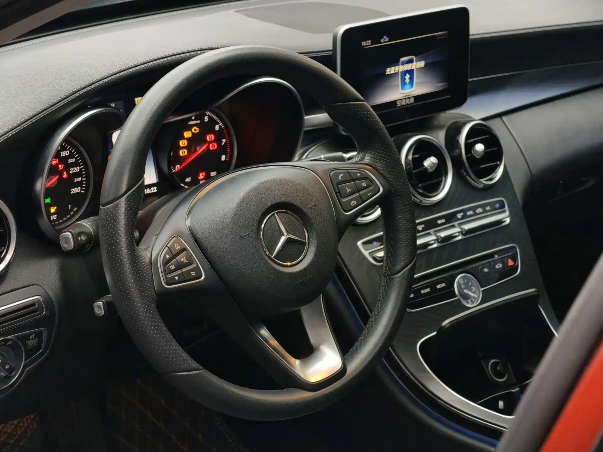 Фото 5 - Mercedes-Benz C-Class