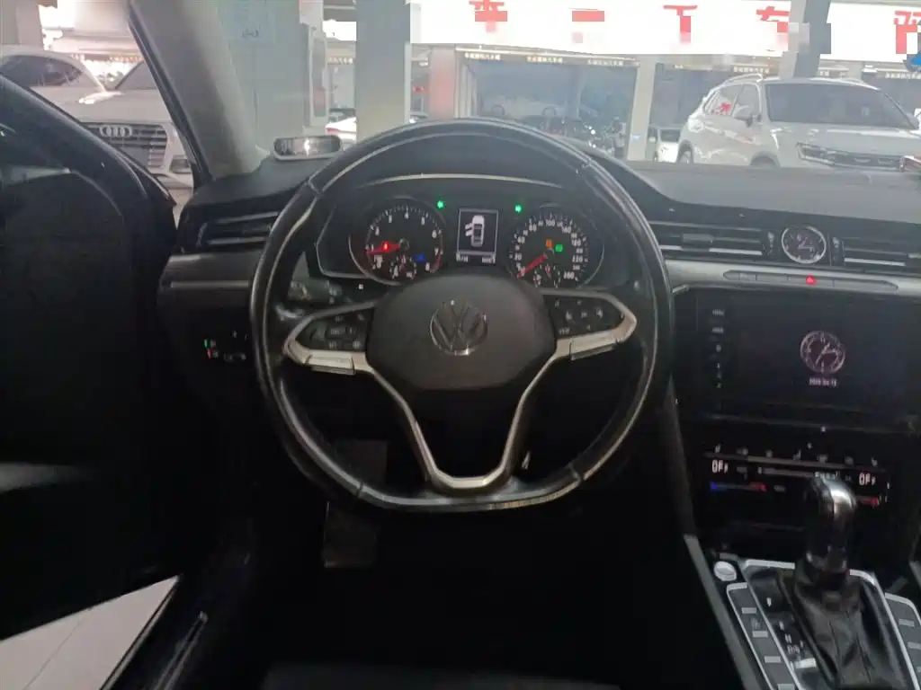 Volkswagen Magotan 2020 330TSI DSG Leading фото 5