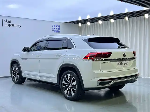 Volkswagen Teramont 2020 Teramont X Facelift 530 V6 4WD Premium Luxury Edition — фото 5