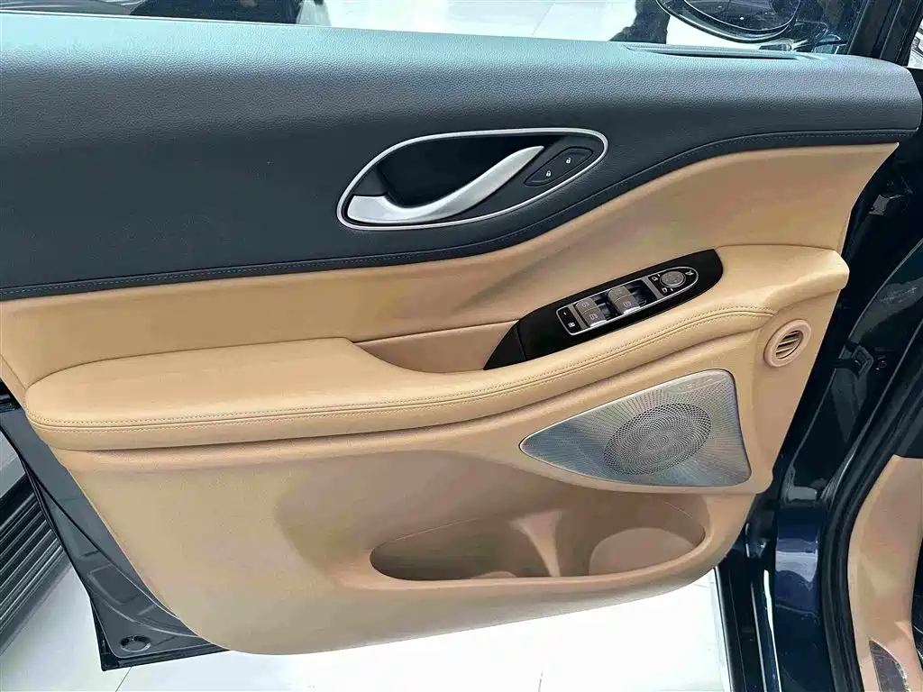 Voyah Auto Voyah Dreamer 2026 2025 PHEV 4WD Kunpeng Premium Edition