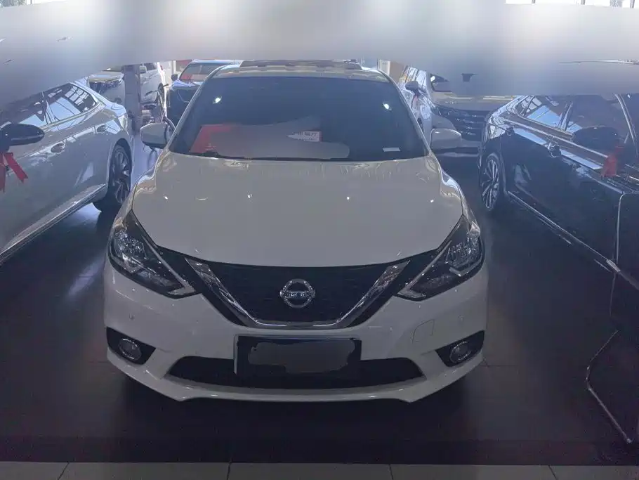 Nissan SYLPHY, миниатюра 2