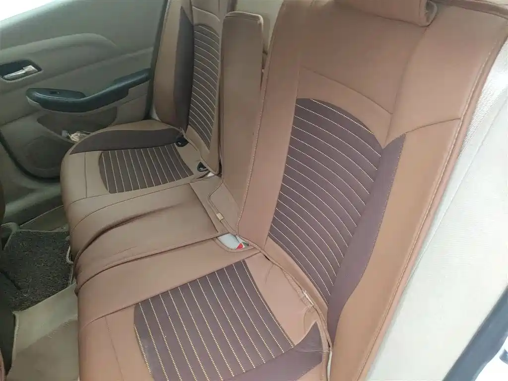 Chevrolet Malibu 2014 2.0L Automatic Comfort фото 15