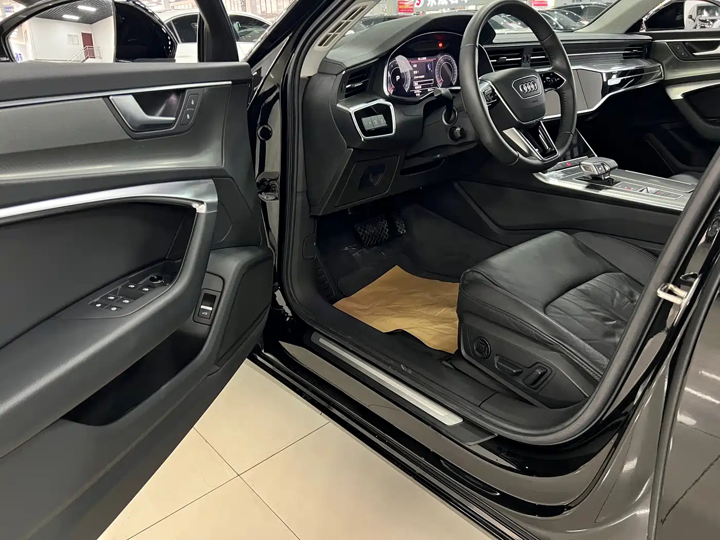 Audi A6L 2020 40 TFSI Luxury Elegance фото 12