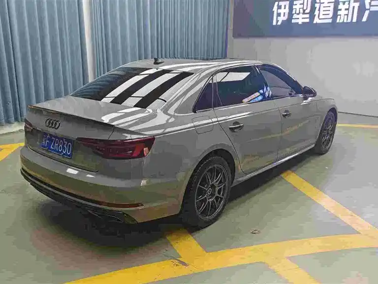Audi A4L 2019 45 TFSI quattro Sport (China V) фото 6