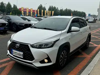 Toyota Yaris L