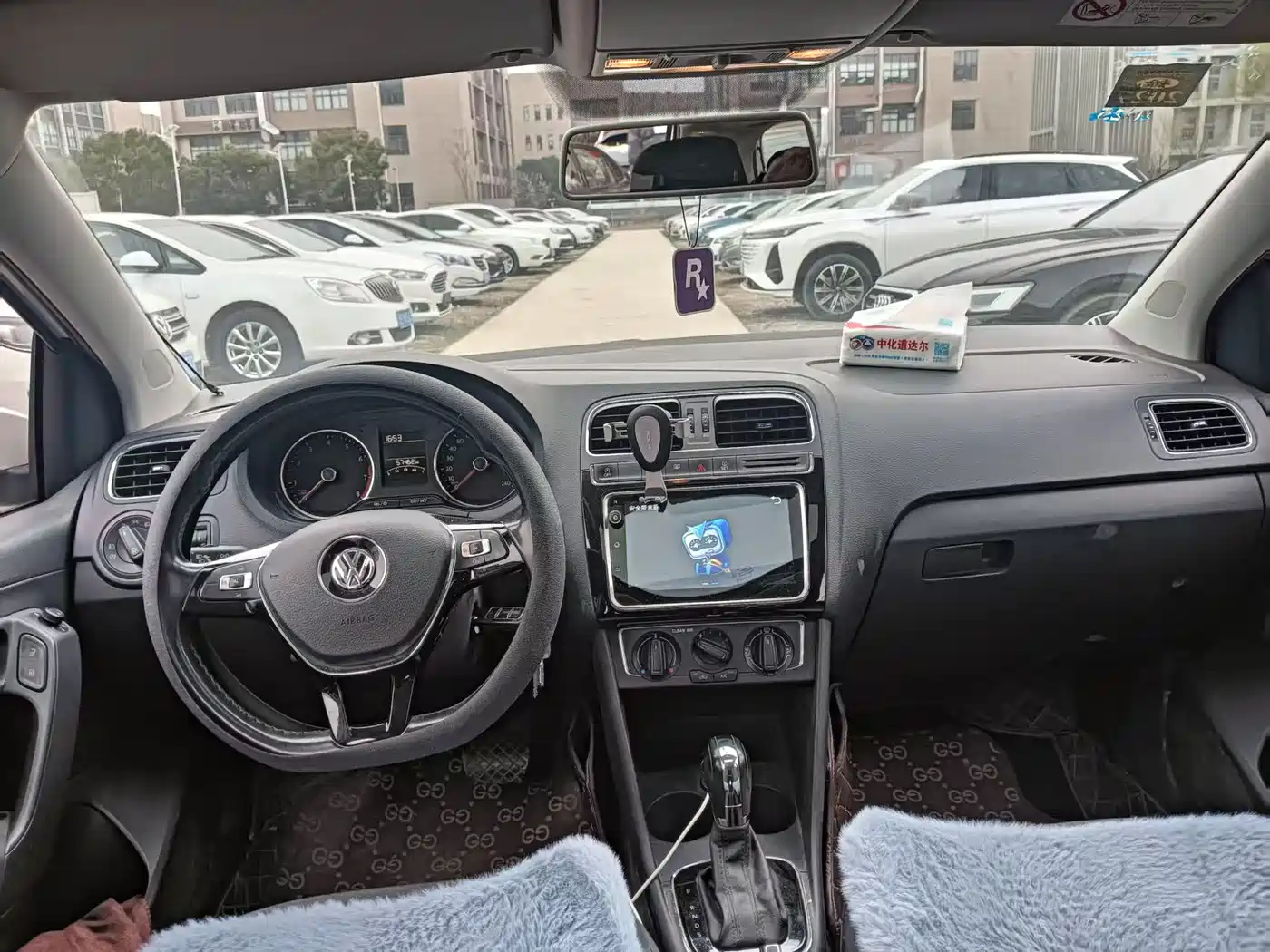 Volkswagen Polo 2018 1.5L Auto Safe Drive фото 6