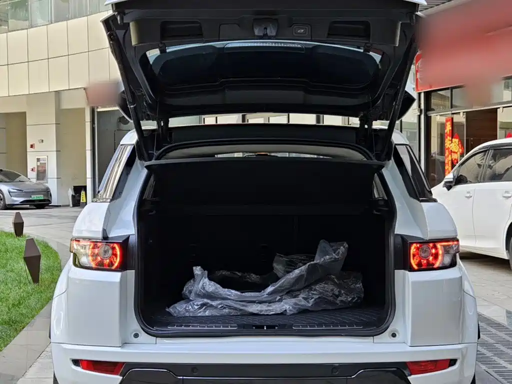 Photo 10 - Land Rover Range Rover Evoque (Import)