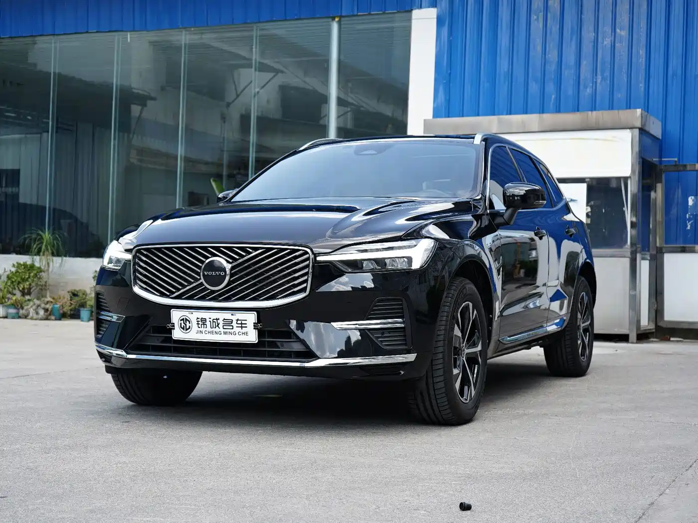 Volvo XC60 2025 2026 Model B5 AWD Smart Elite Luxury