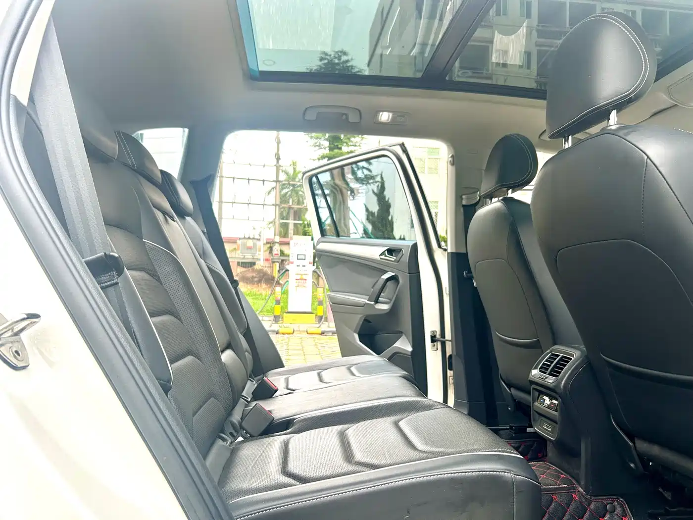 Volkswagen Tiguan L 2017 330TSI Automatic 2WD Flagship Edition фото 14