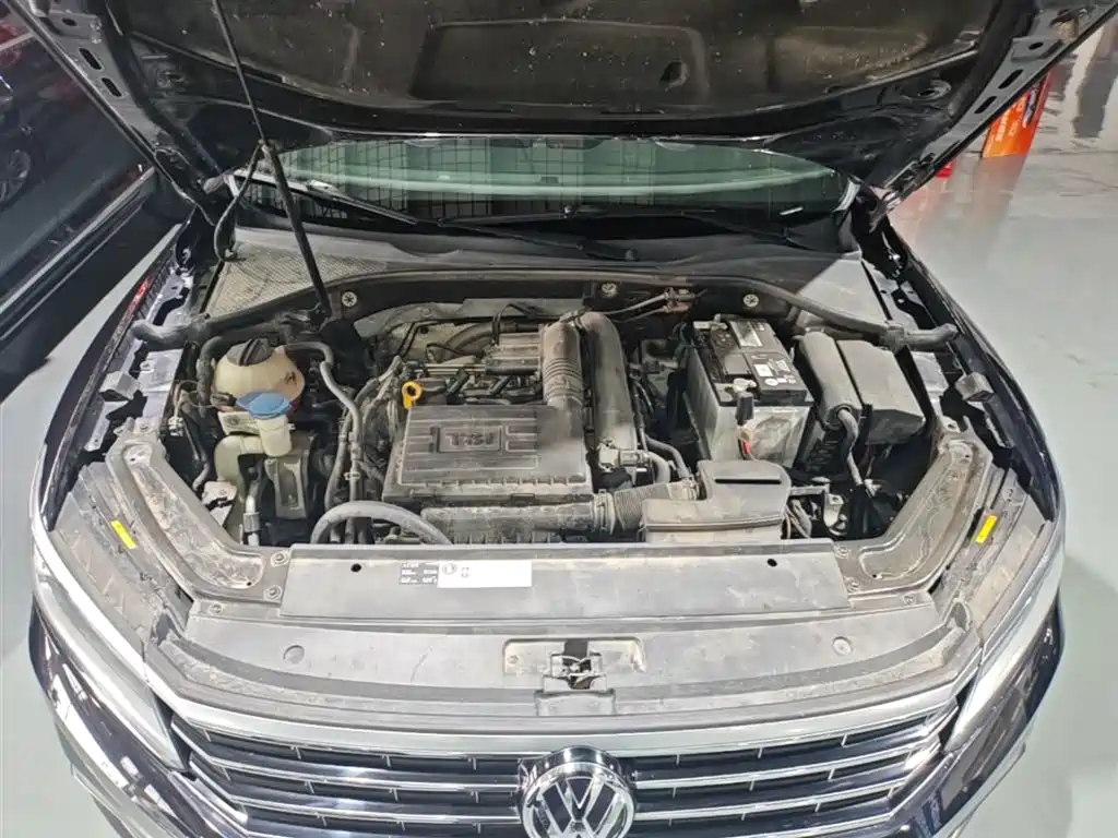 Volkswagen Passat 2017 280TSI DSG Prestige фото 20