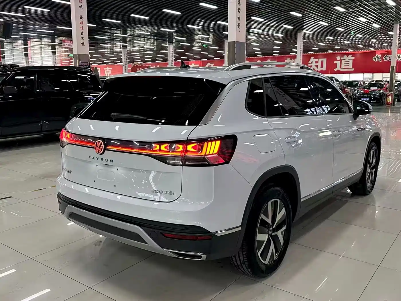Volkswagen Tayron, миниатюра 2