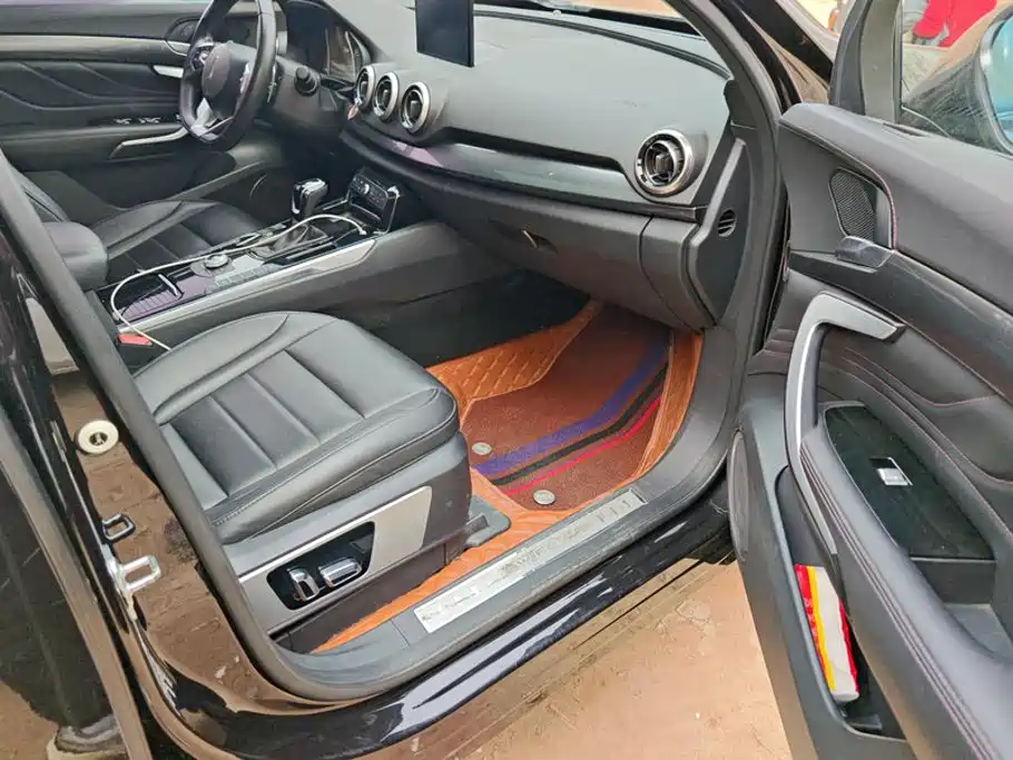 WEY VV7 2017 2017 2.0T Luxury
