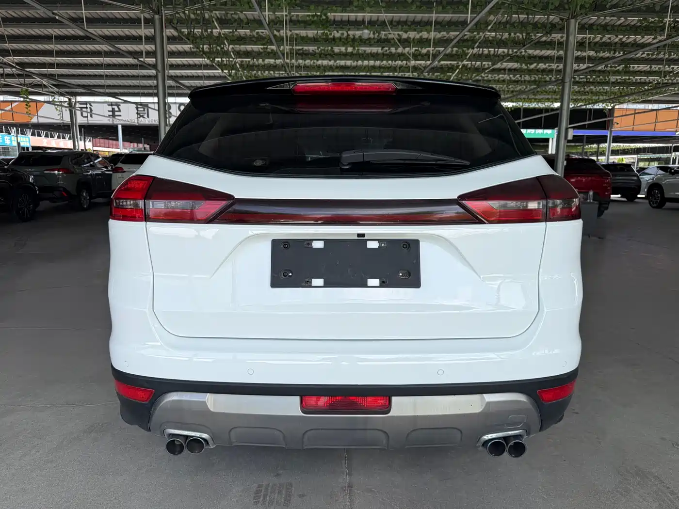 Фото 6 - Geely Boyue