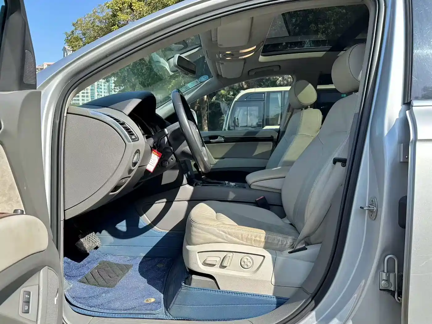Фото 6 - Audi Q7