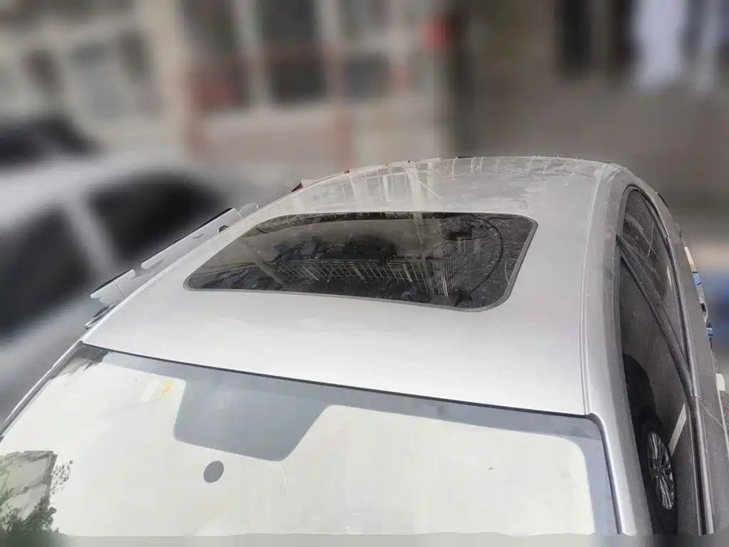 Photo 6 - Volkswagen Sagitar
