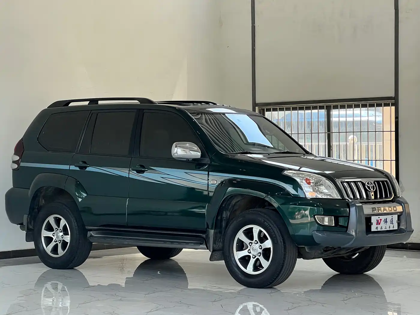 Toyota Prado (Import) 2004 VX 4.0 фото 3