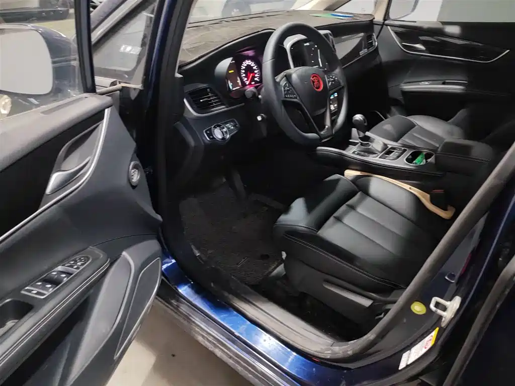 BYD Song MAX 2017 1.5T Auto Smart Elite 7-Seater фото 16