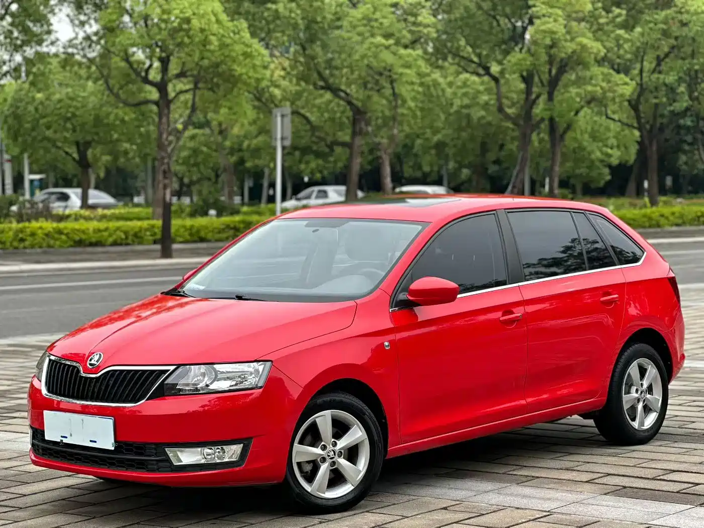 Škoda Skoda Rapid Spaceback 2016 Facelift 1.6L Automatic Innovation Edition