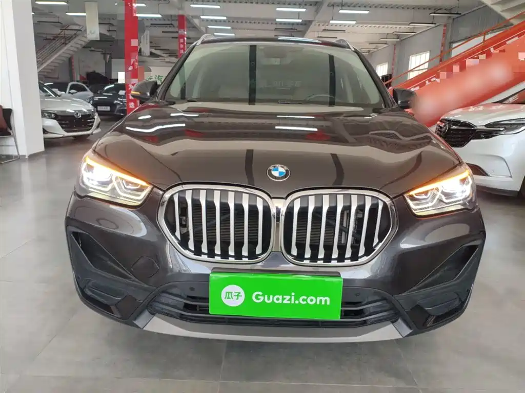 BMW X1 2022 sDrive25Li Leading фото 3
