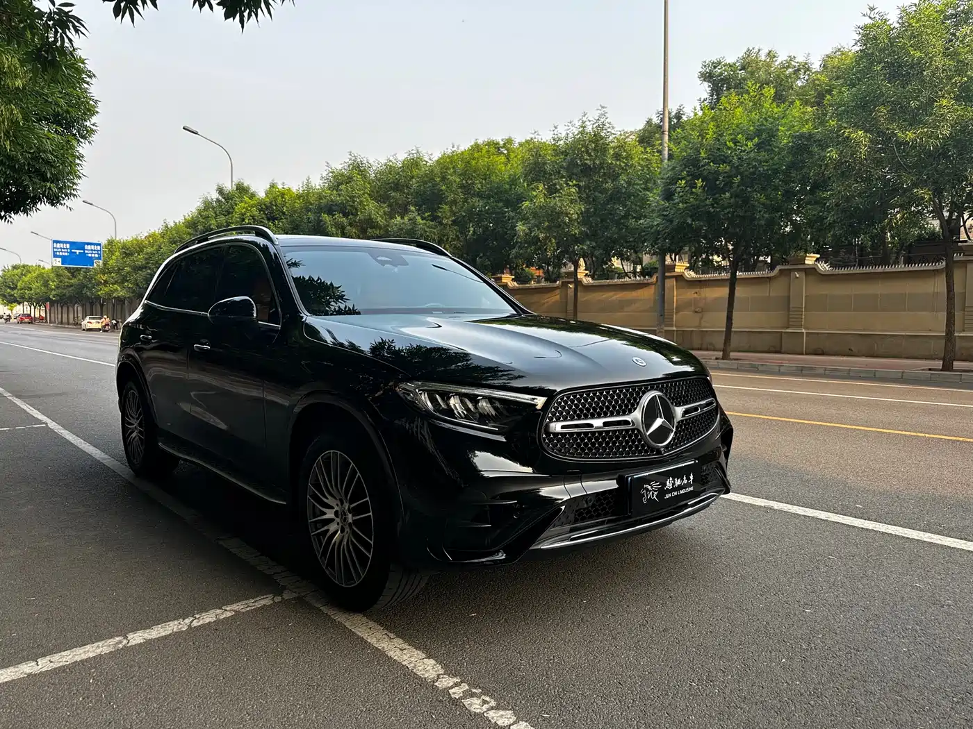 Mercedes-Benz GLC 2023 Facelift GLC 300 L 4MATIC Sport 5-Seater фото 3