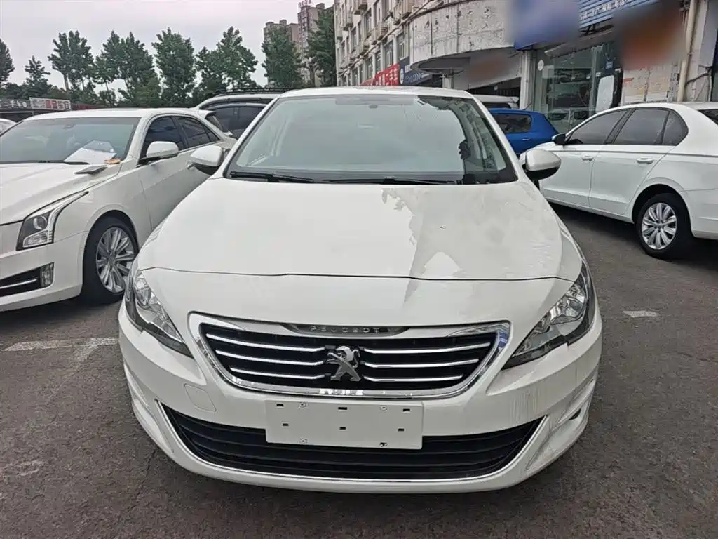 Peugeot 408 2016 1.6T Automatic Luxury Edition фото 3