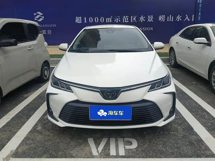 Toyota Corolla 2019 1.2T S-CVT GL Pioneer Edition фото 2