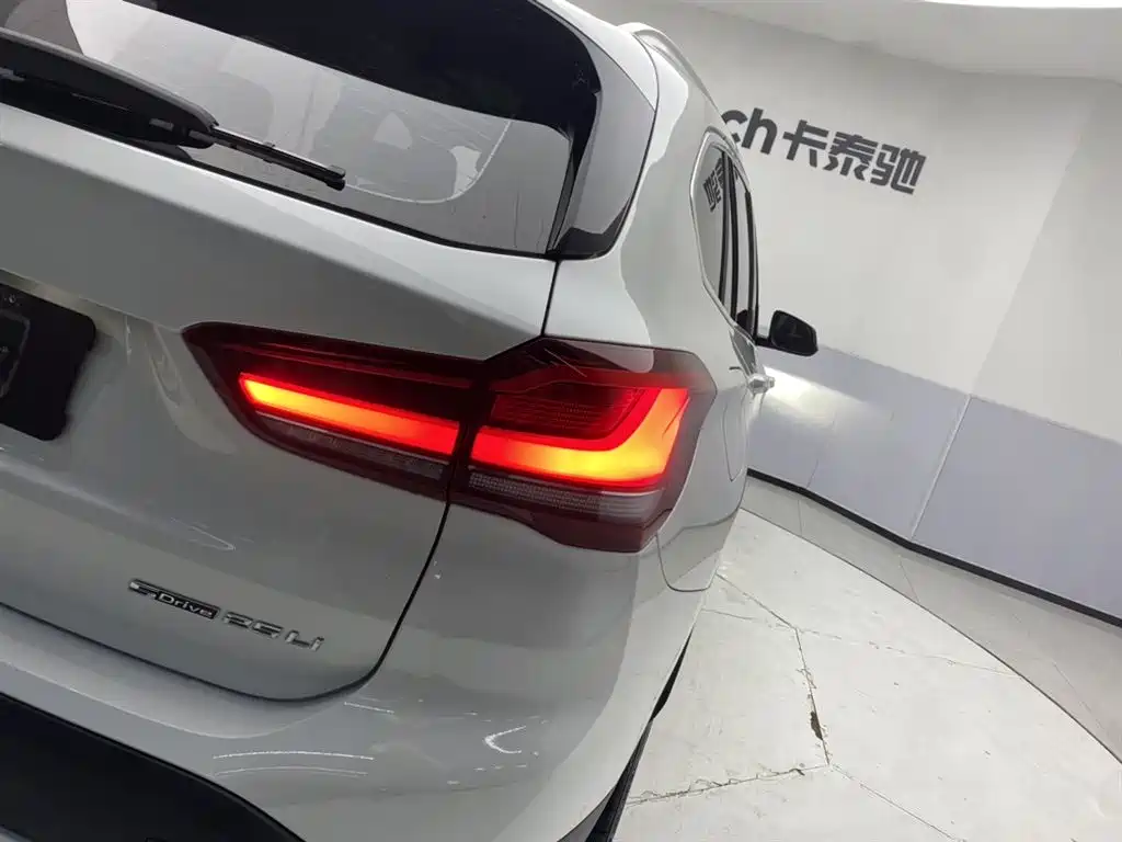 BMW X1 2020 sDrive25Li Leading Model фото 10