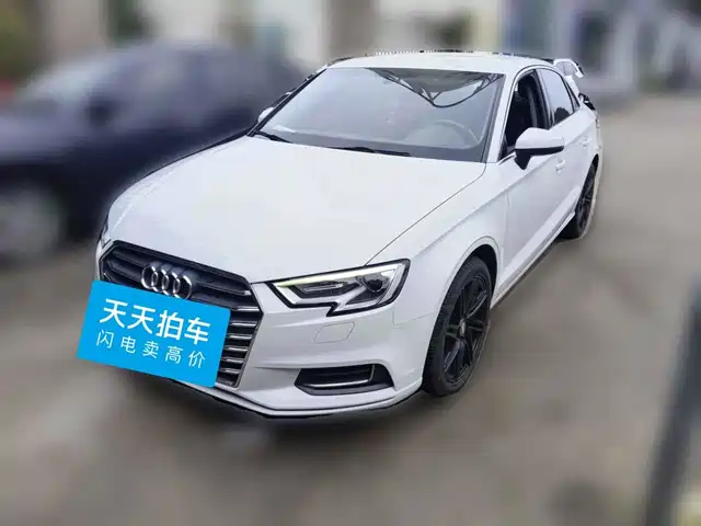 Audi A3 2020 Limousine 35 TFSI Progressive Type China VI — фото 1