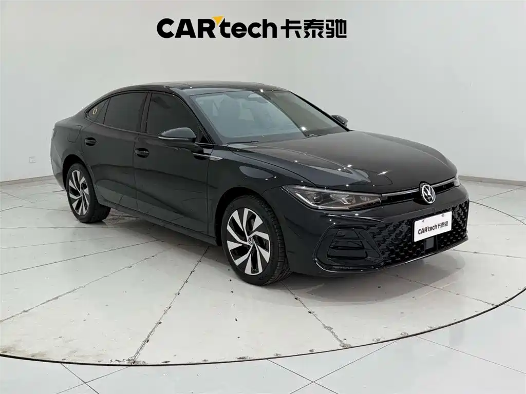 Volkswagen Passat 2025 Pro 380TSI Starlight Dragon Glory Edition фото 4