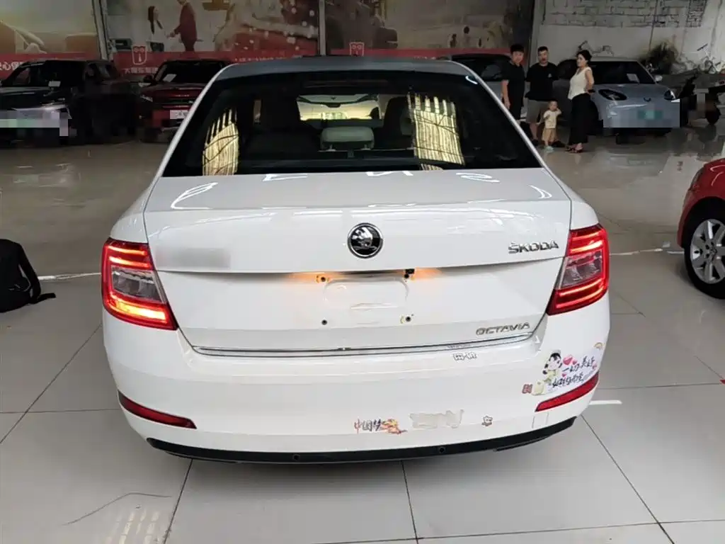Škoda Octavia 2015 1.6L Automatic逸俊版 фото 6
