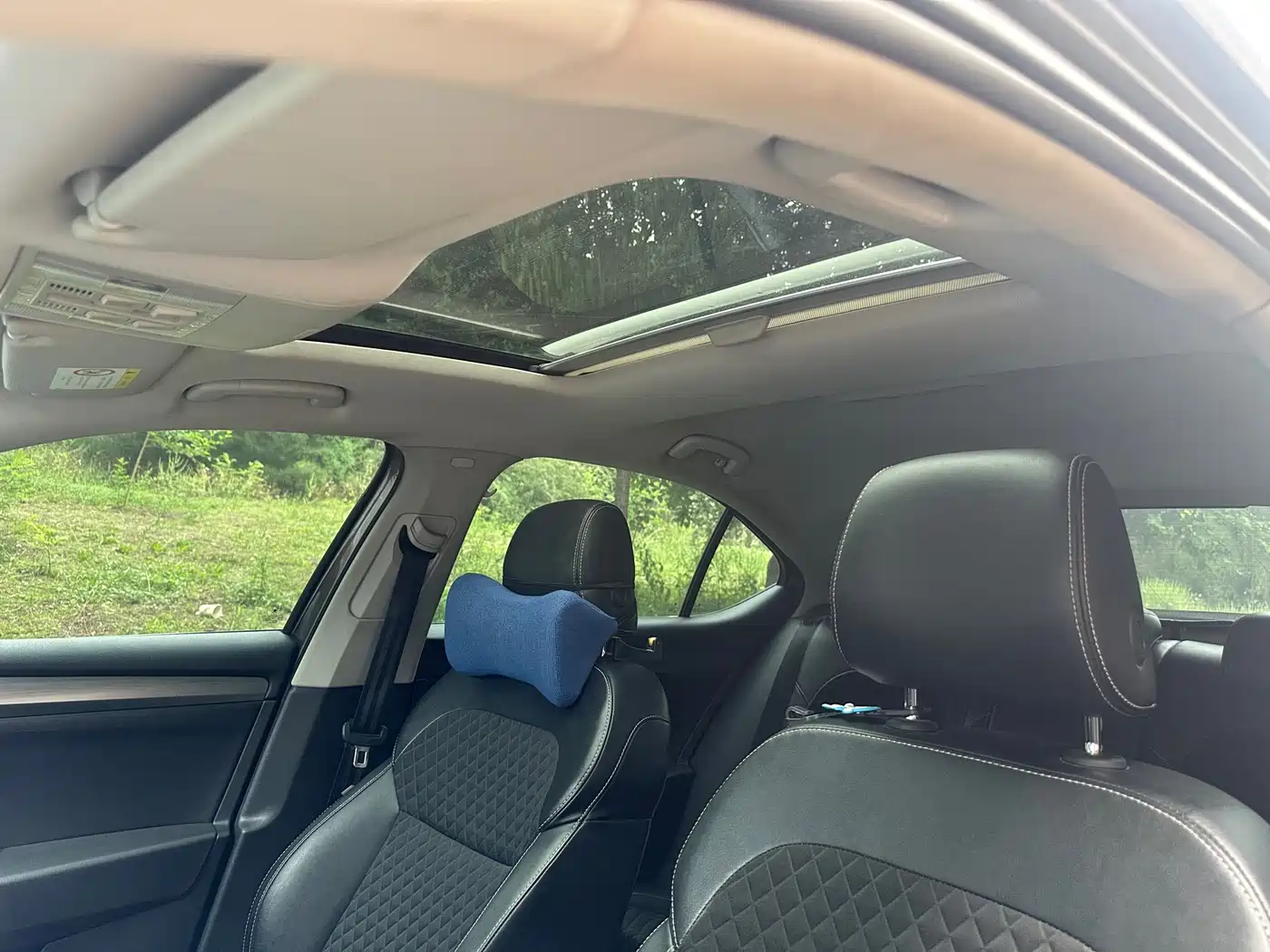 Škoda Superb 2016 TSI330 DSG Pioneer Edition фото 12
