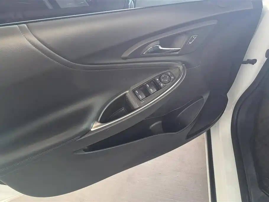 CHEVROLET MAI RUIBAO XL