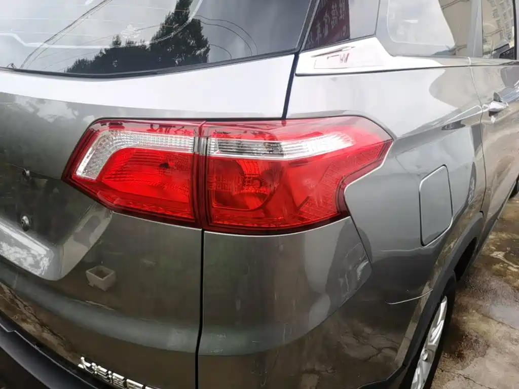 Wuling Motors Wuling Hongguang S3 2022 2019 1.5L Manual Comfort Model China VI