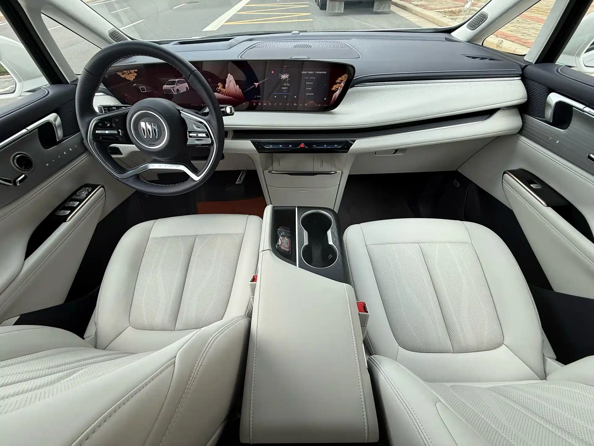 Фото 10 - Buick GL8
