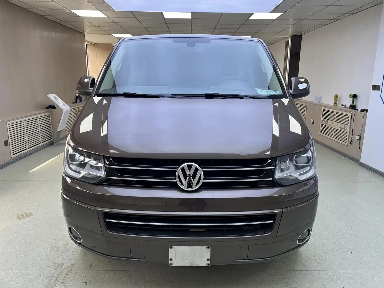 Фото 5 - Volkswagen Multivan