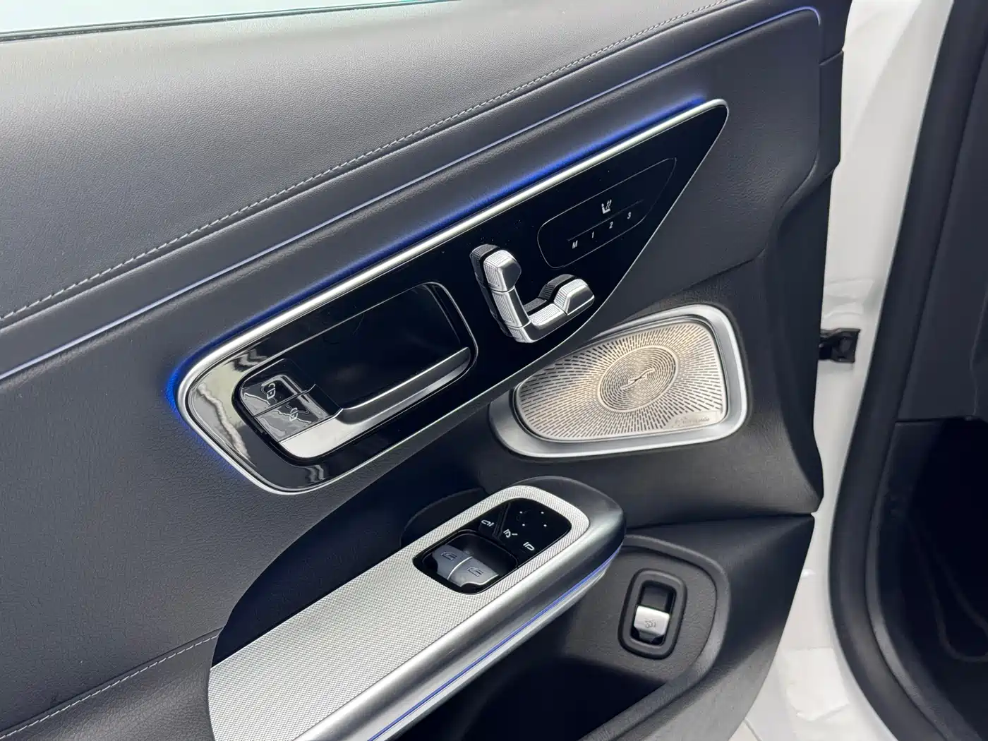 Mercedes-Benz CLE 2024 CLE 300 4MATIC Luxury Coupe фото 12