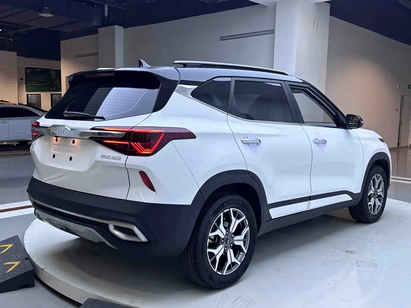 Kia KX3 Smart Run 2021 1.5L CVT Renewal Edition фото 6